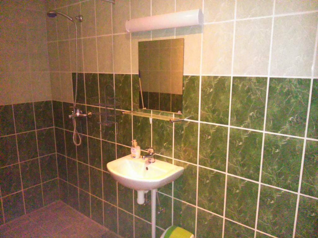Apartamento Kõrtsitalu külalistemaja Kopu  Habitación foto